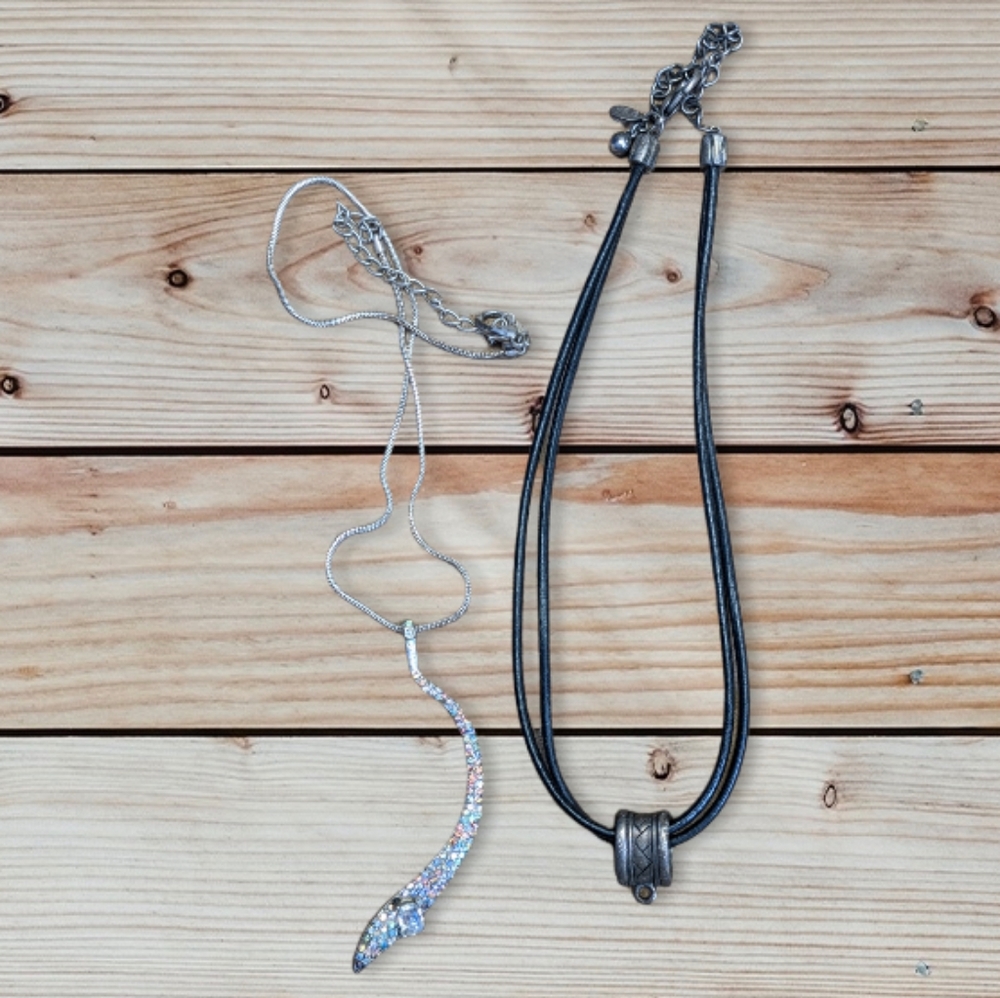 #41 2 Chicos necklaces